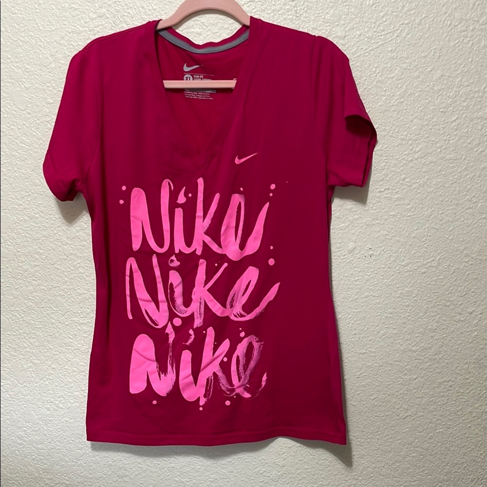 Nike Women's Red AndPink Graphic Tee. Very Good Condition. Size XL.